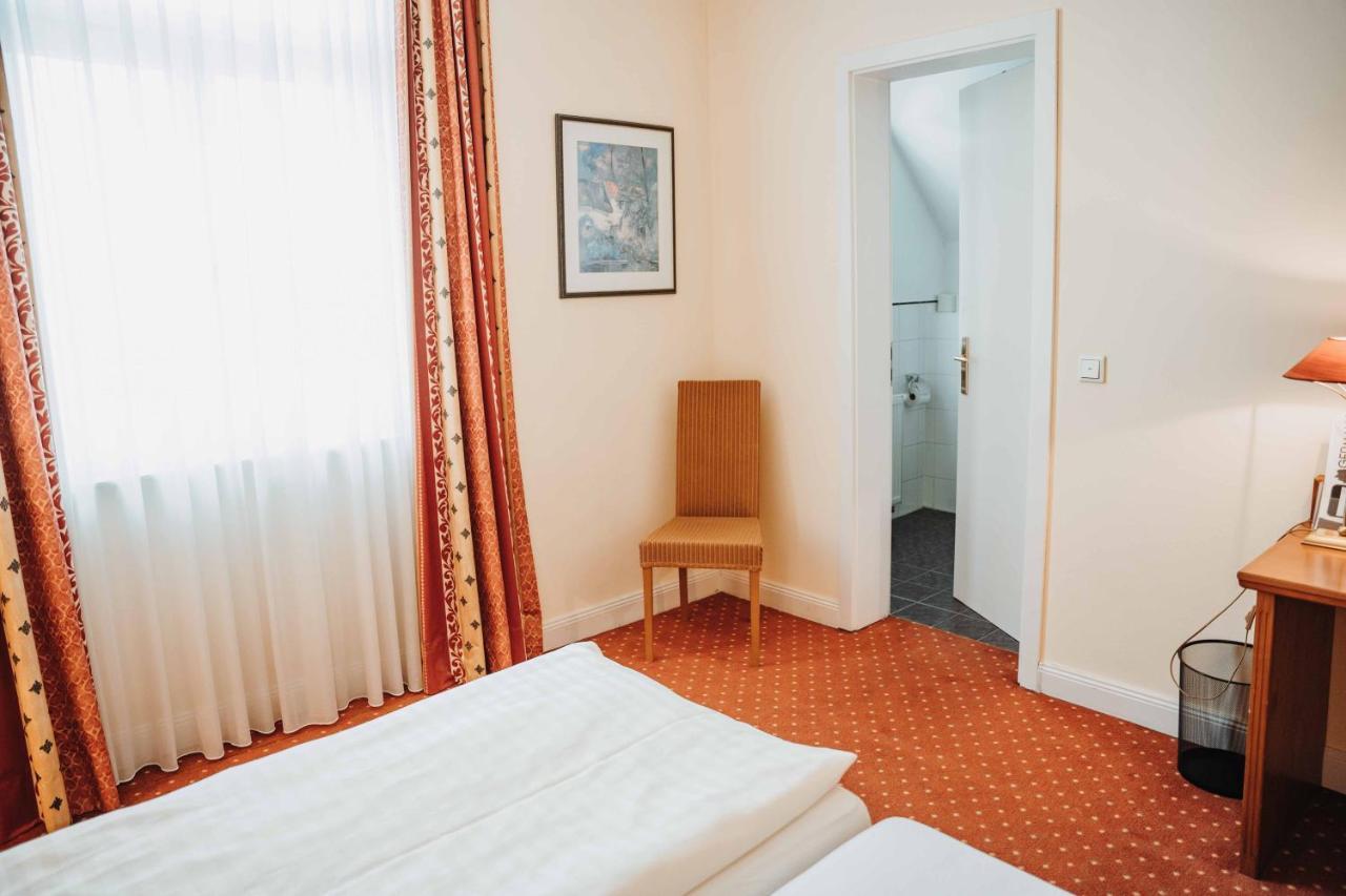 Hotel Am Wallgraben Brilon Luaran gambar